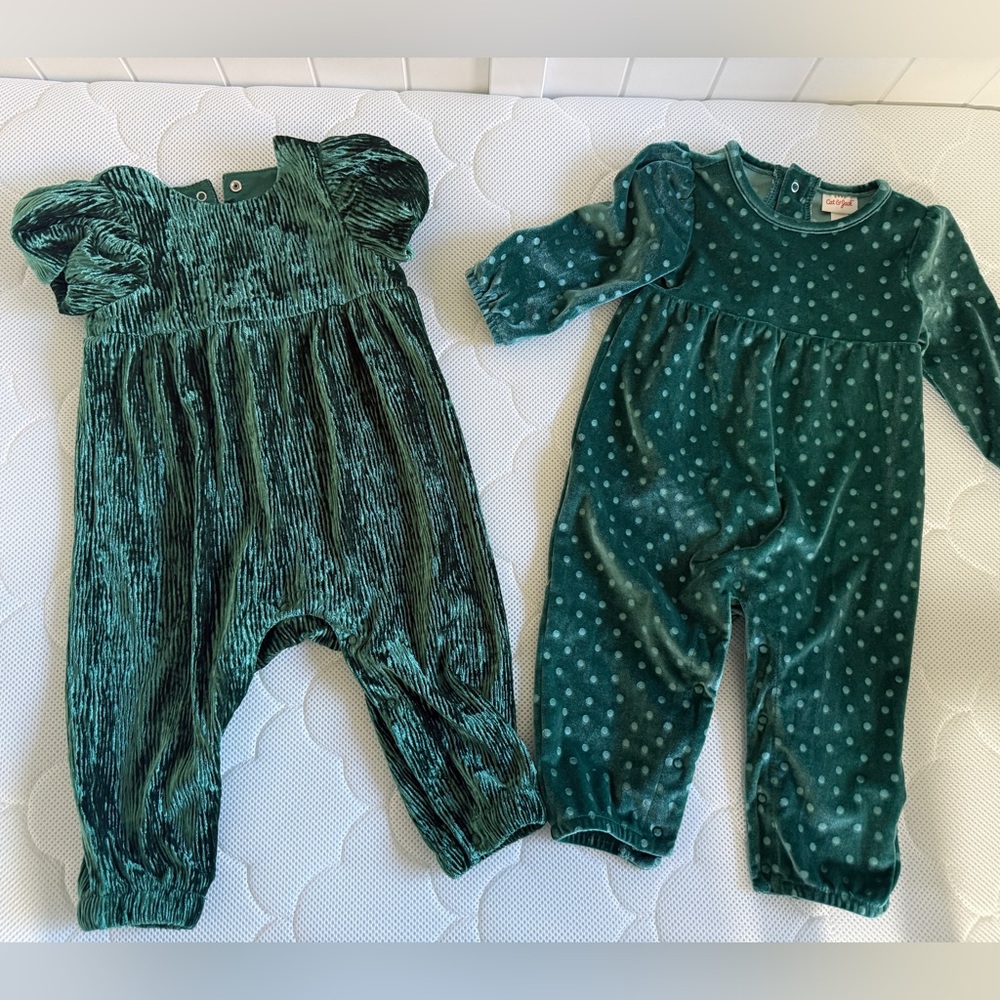 Cat & Jack Baby Girl Velvet Green Christmas Rompers Bundle 6-9 Months